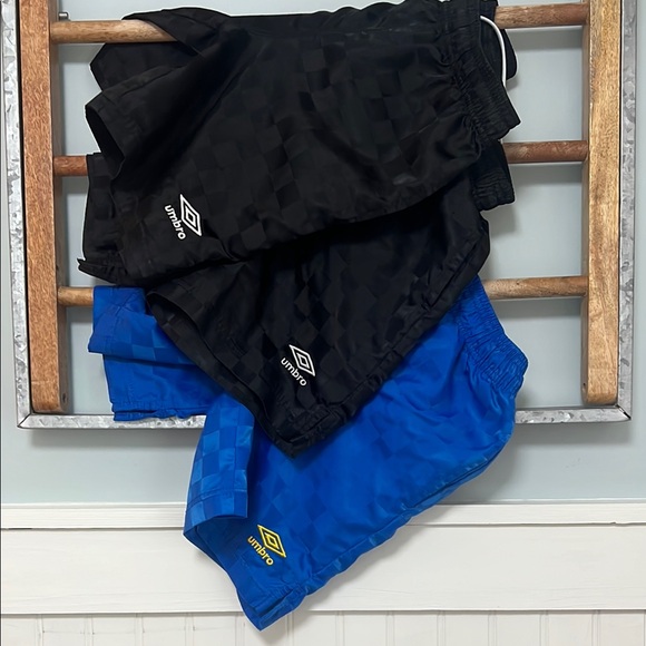 Boys, Umbro checkered shorts, size small three pair lot black and blue - Picture 1 of 10